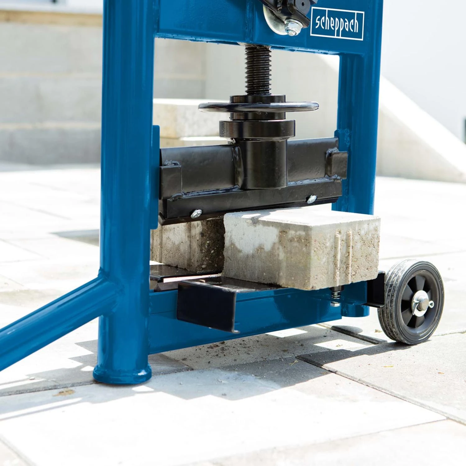 SCHEPPACH - HSC130 Coupe Pavés 330 Mm Avec Couteaux Réversibles + Roues 6 SCHEPPACH - HSC130 Coupe Pavés 330 Mm Avec Couteaux Réversibles + Roues - Image 4