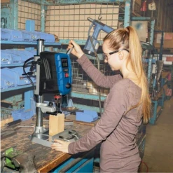 SCHEPPACH - DP60 - Perceuse à Colonne D'établi Et à Laser Intégré - 710 W - Réglage électronique De La Vitesse -Outils Scheppach Scheppach DP60 Perceuse a colonne d etabli et a laser in